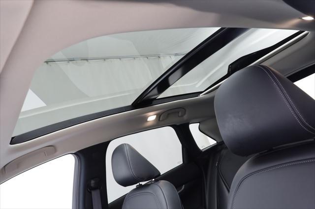 Photo of 2022 Majestic White INFINITI QX50