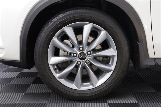 Photo of 2022 Majestic White INFINITI QX50