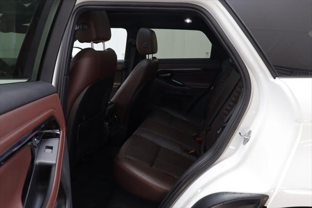 Photo of 2020 Fuji White Land Rover Range Rover Evoque