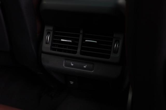 Photo of 2020 Fuji White Land Rover Range Rover Evoque