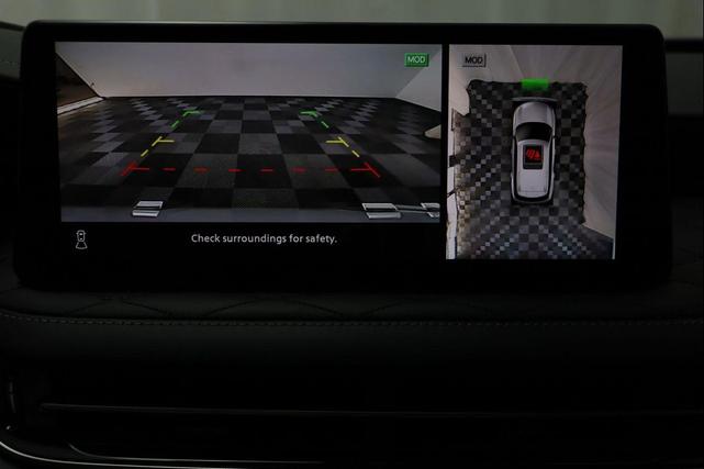 Photo of 2025 Harbor Gray/Obsidian Black INFINITI QX60