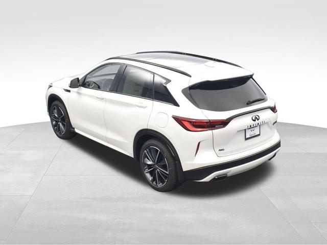 Photo of 2024 Radiant White INFINITI QX50