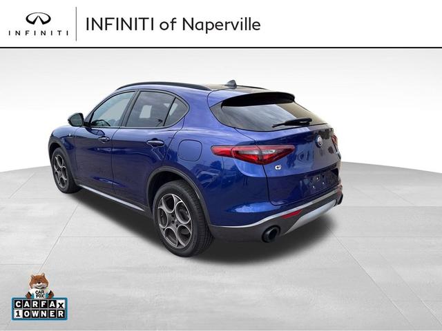 Photo of 2022 Anodized Blue Metallic Alfa Romeo Stelvio