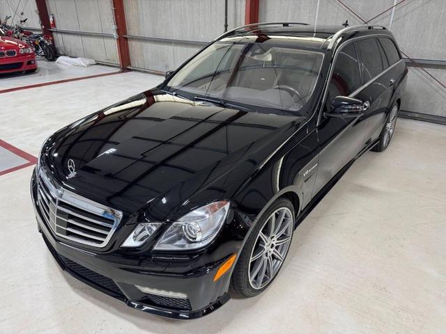 Photo of 2012 Black Mercedes-Benz E-Class