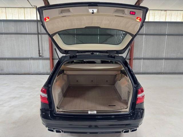 Photo of 2012 Black Mercedes-Benz E-Class