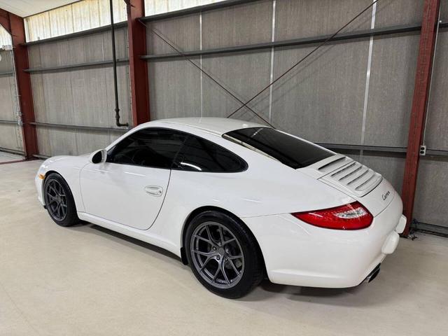Photo of 2009 Carrara White Porsche 911