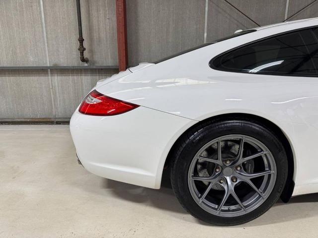 Photo of 2009 Carrara White Porsche 911