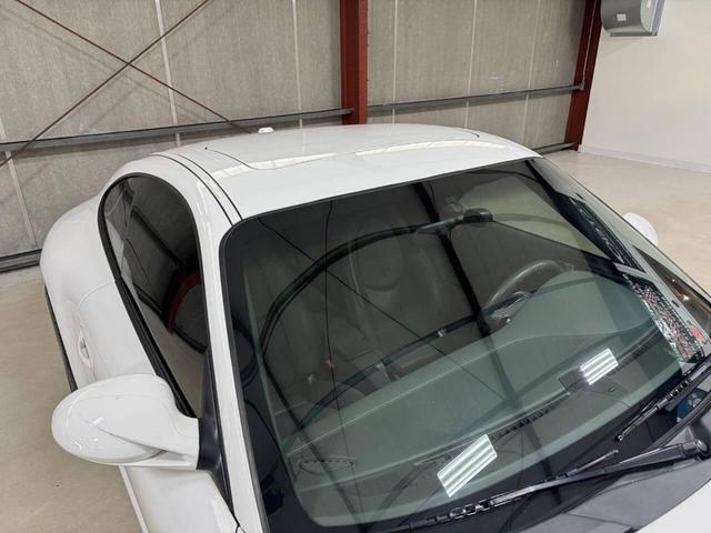 Photo of 2009 Carrara White Porsche 911