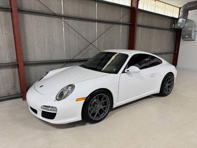 Photo of 2009 Carrara White Porsche 911