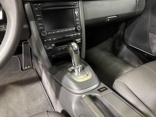 Photo of 2009 Carrara White Porsche 911