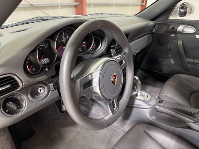 Photo of 2009 Carrara White Porsche 911