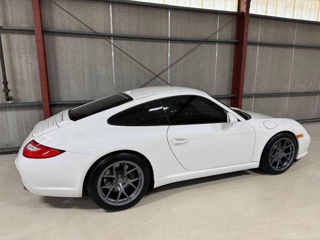 Photo of 2009 Carrara White Porsche 911