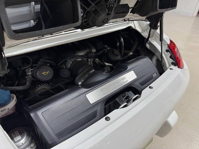 Photo of 2009 Carrara White Porsche 911