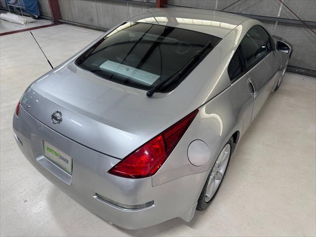 Photo of 2003 Silver Nissan 350Z