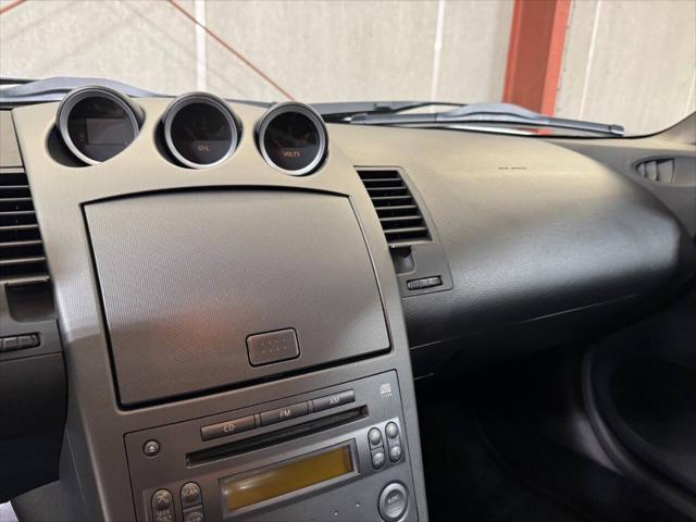 Photo of 2003 Silver Nissan 350Z