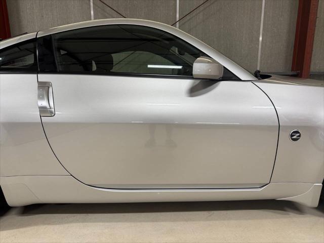 Photo of 2003 Silver Nissan 350Z