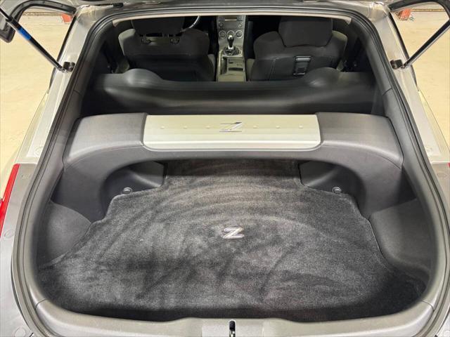 Photo of 2003 Silver Nissan 350Z