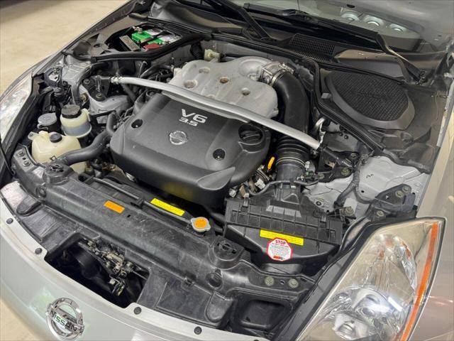 Photo of 2003 Silver Nissan 350Z