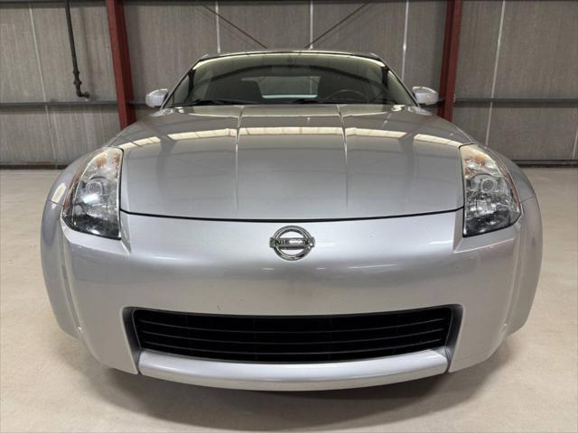 Photo of 2003 Silver Nissan 350Z