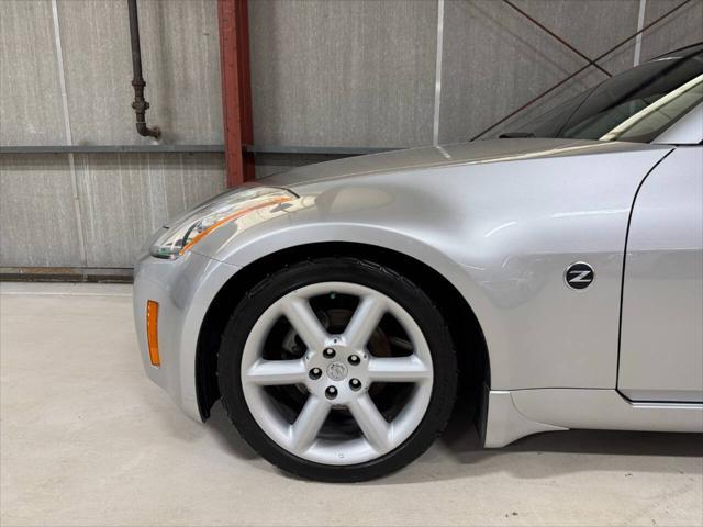 Photo of 2003 Silver Nissan 350Z