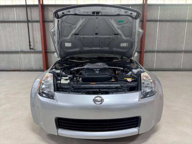 Photo of 2003 Silver Nissan 350Z