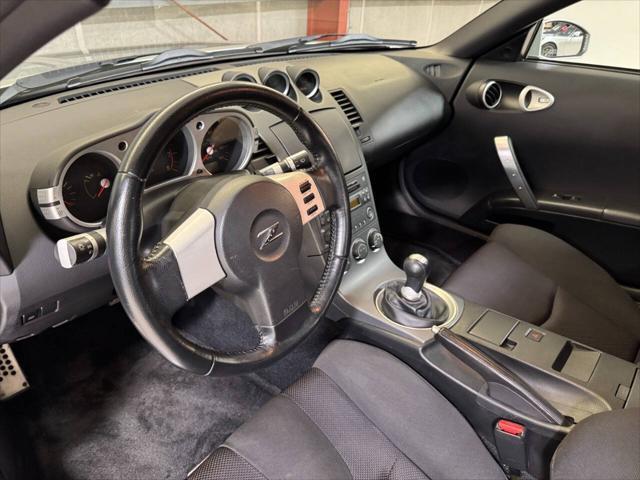 Photo of 2003 Silver Nissan 350Z