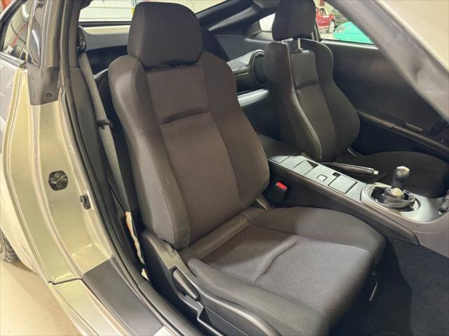Photo of 2003 Silver Nissan 350Z
