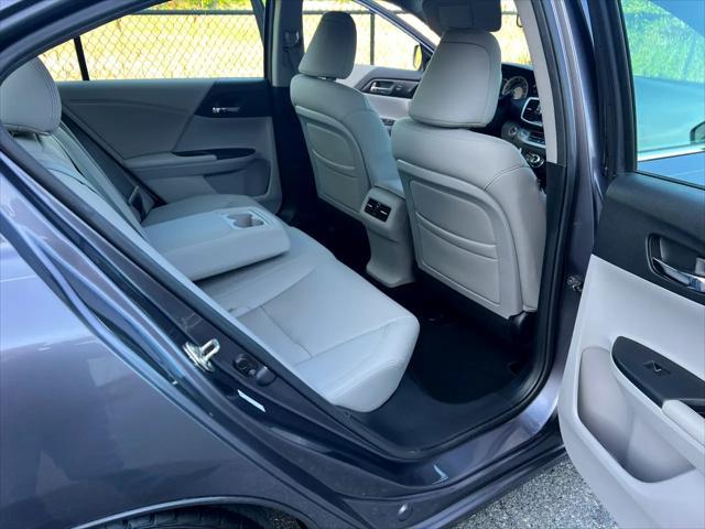 Photo of 2014 Modern Steel Metallic Honda Accord