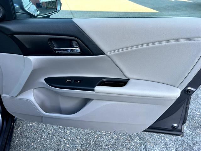 Photo of 2014 Modern Steel Metallic Honda Accord