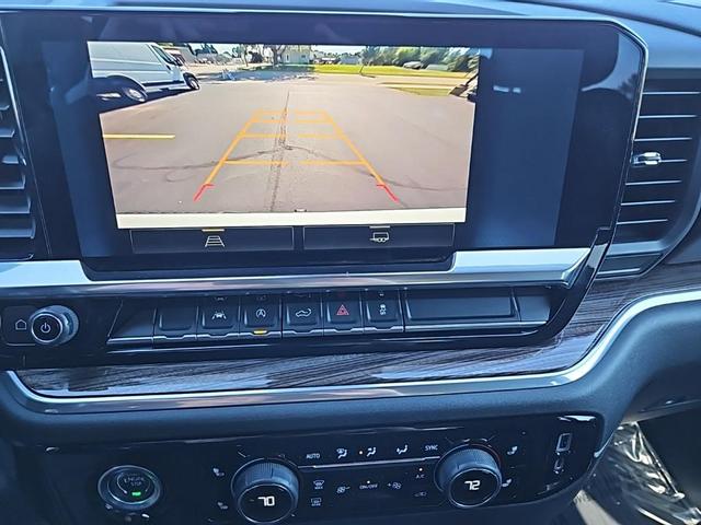 Photo of 2022 Summit White Chevrolet Silverado 1500