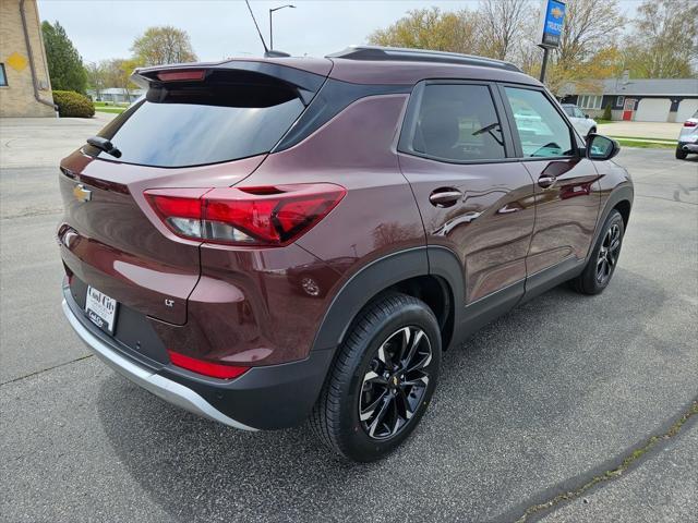 Photo of 2022 Mahogany Red Metallic Chevrolet Trailblazer