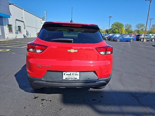 Photo of 2026 Apex Red Chevrolet Trailblazer