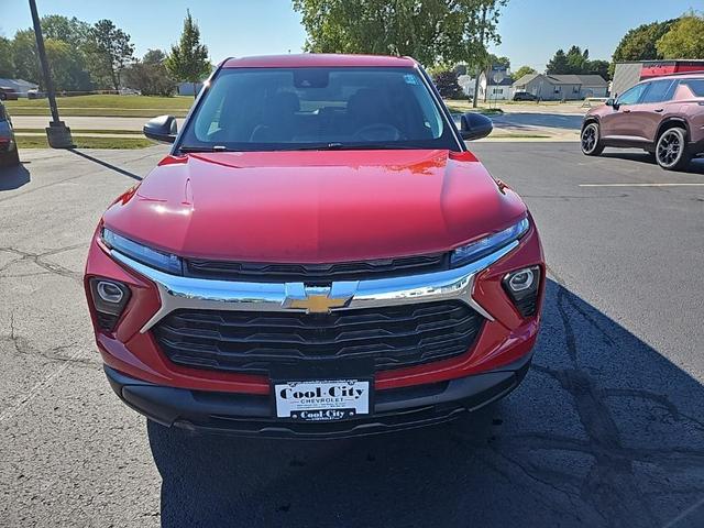 Photo of 2026 Apex Red Chevrolet Trailblazer
