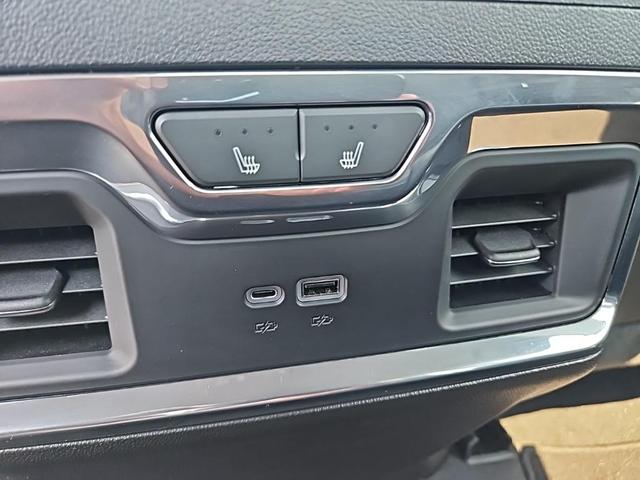 Photo of 2023 Pacific Blue Metallic GMC Sierra 1500