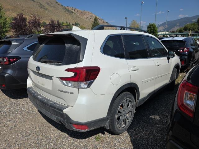 Photo of 2019 Crystal White Pearl Subaru Forester