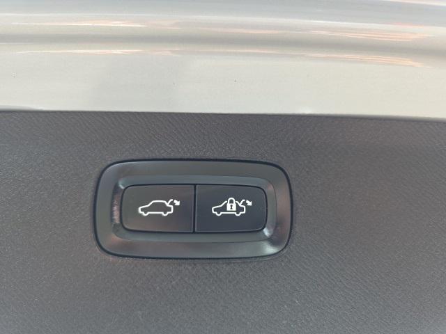 Photo of 2024 Gray Volvo XC90