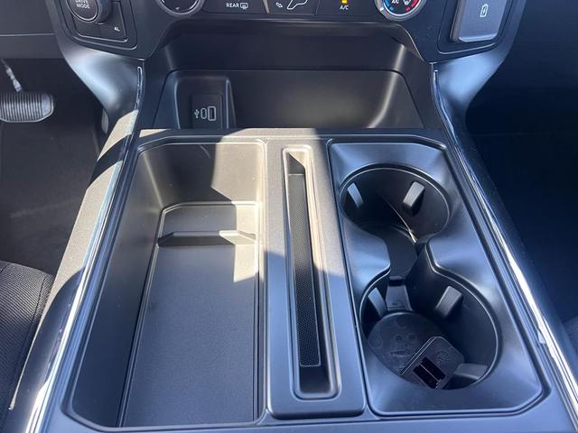 Photo of 2025 Iconic Silver Metallic Ford F-150