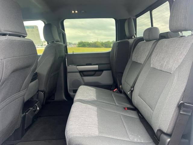 Photo of 2025 Oxford White Ford F-350
