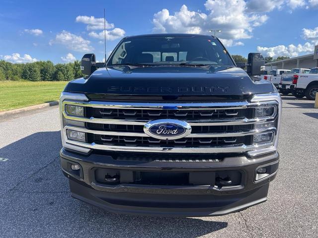 Photo of 2025 Agate Black Metallic Ford F-250