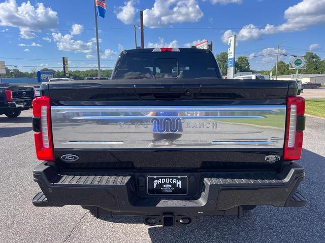 Photo of 2025 Agate Black Metallic Ford F-250
