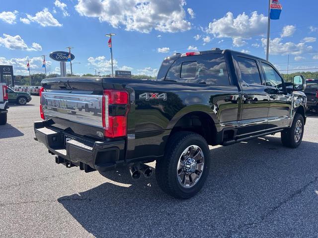Photo of 2025 Agate Black Metallic Ford F-250