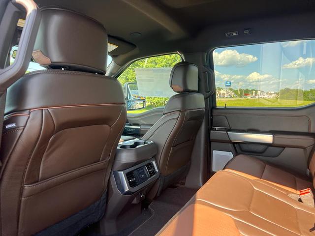 Photo of 2025 Agate Black Metallic Ford F-250