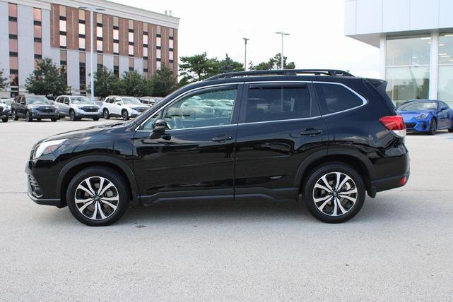 Photo of 2024 Crystal Black Silica Subaru Forester