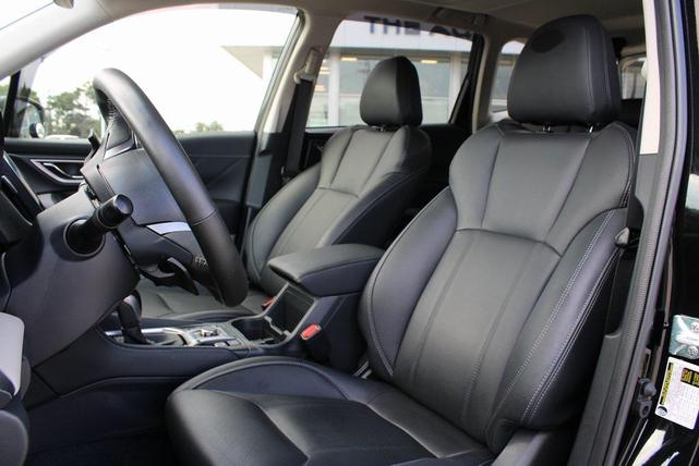 Photo of 2024 Crystal Black Silica Subaru Forester