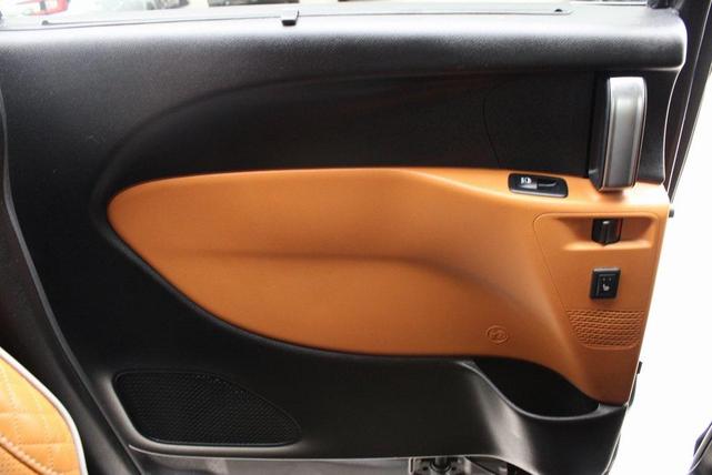 Photo of 2022 Granite Crystal Metallic Clearcoat Chrysler Pacifica