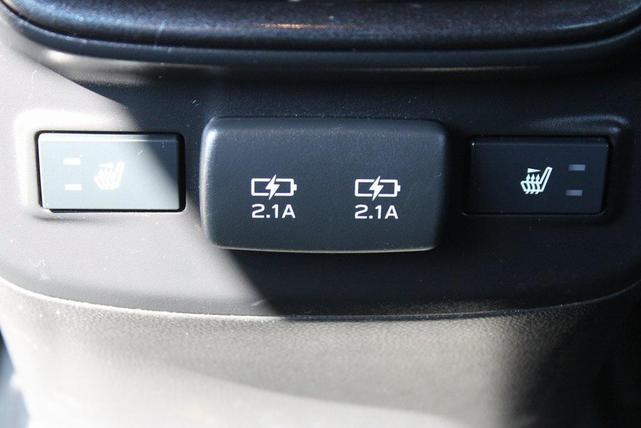 Photo of 2022 Crystal White Pearl Subaru Outback