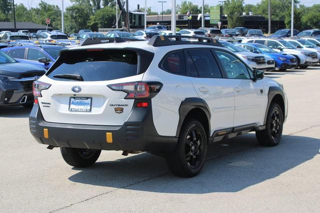 Photo of 2022 Crystal White Pearl Subaru Outback