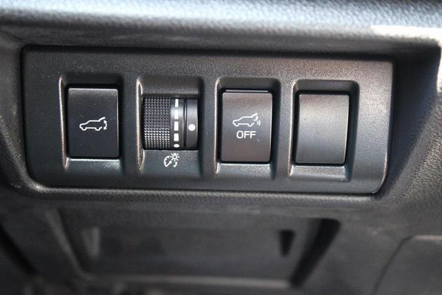 Photo of 2022 Crystal White Pearl Subaru Outback