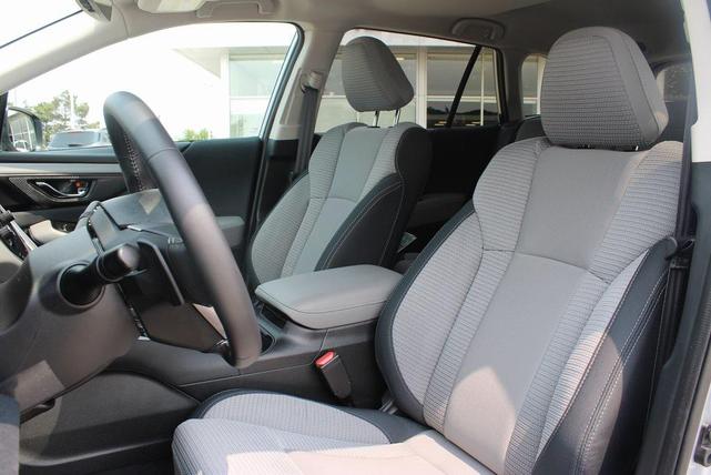 Photo of 2025 Ice Silver Metallic Subaru Outback