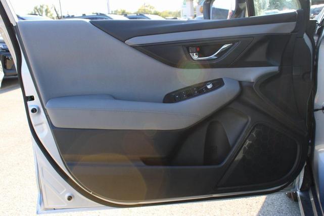 Photo of 2025 Ice Silver Metallic Subaru Legacy